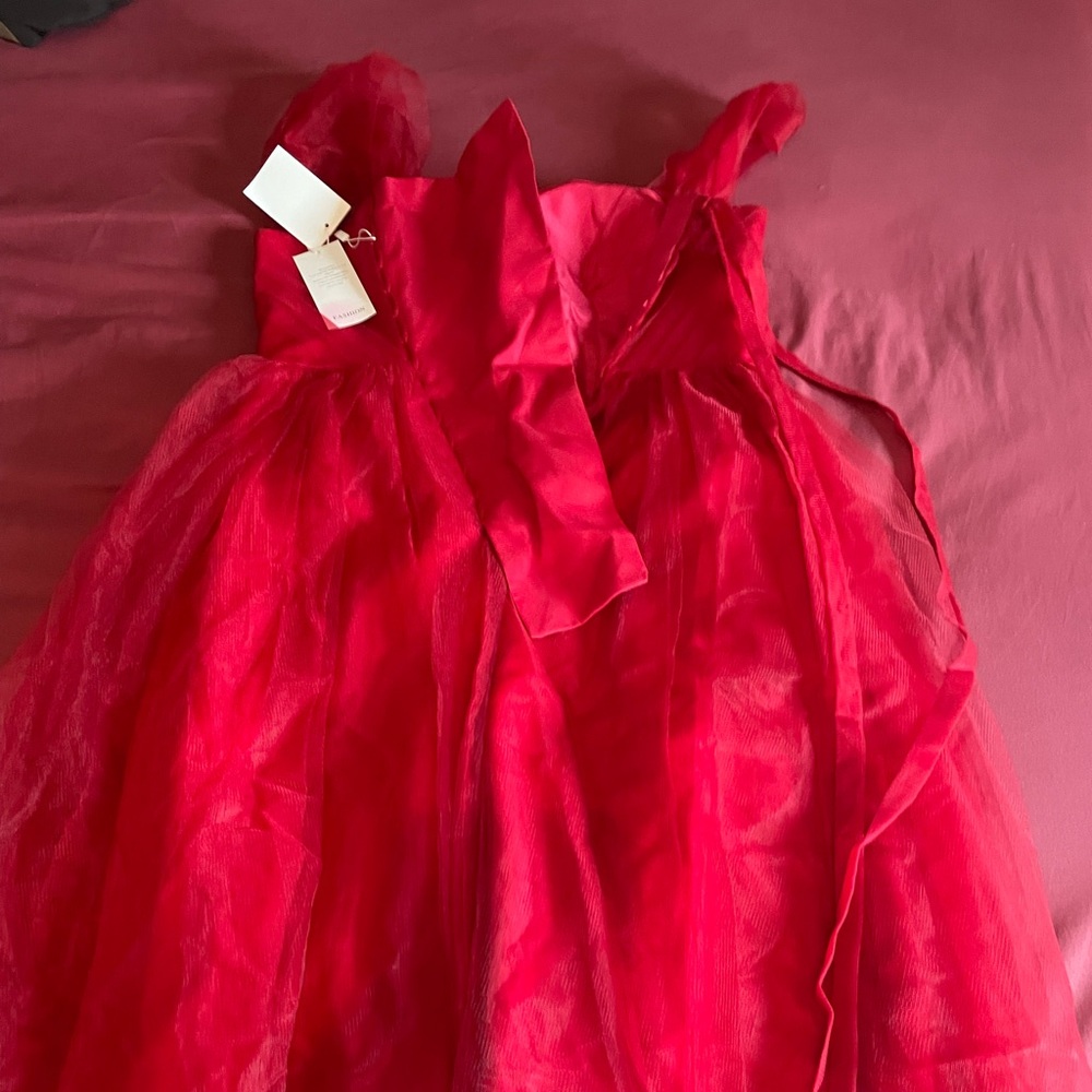 Women’s new wedding dress color red